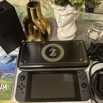NINTENDO SWITCH СЕРЫЙ БЕСПЛАТНАЯ ДОСТАВКА + КОШЕЛЕК