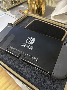 NINTENDO SWITCH GREY BEZMAKSAS PIEGĀDE + MACIŅŠ (4 foto no 5)
