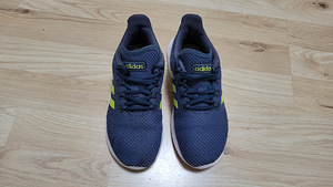 Adidas tossud s 32 (3 foto / 5)