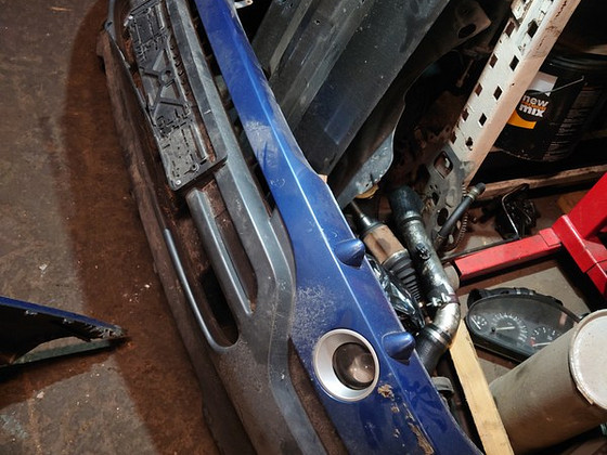 Передний бампер BMW X5 E53
