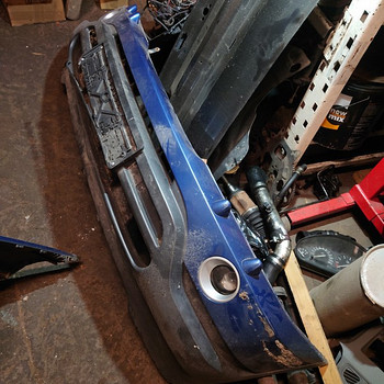 Передний бампер BMW X5 E53