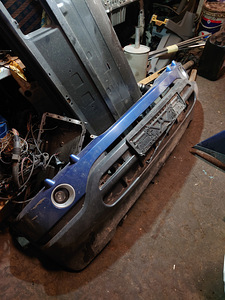 Передний бампер BMW X5 E53 (2 фото из 6)