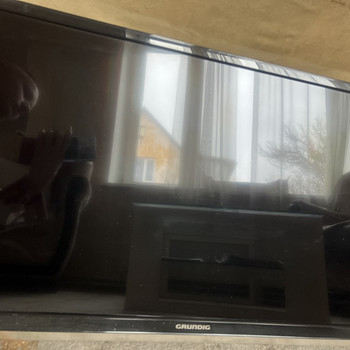 Grundig LCD TV 32 VLE 5325 BG