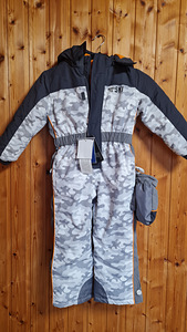 Комбинезон (2 фото из 2)