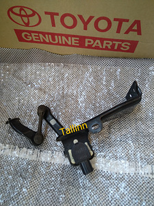 Toyota Lexus 8940748060 8940748061 8940712030 (2 фото из 3)