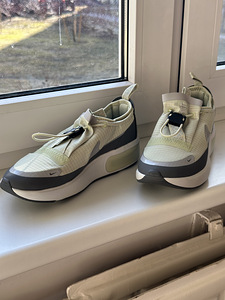 Nike tossud 24,5cm sisetald (1 foto / 7)