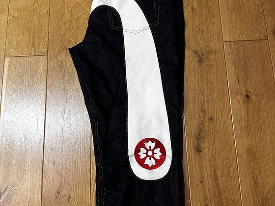 EVISU WHITE LOGO DENIM JEANS