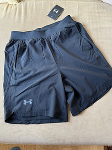 Under Armour S (4 foto / 5)