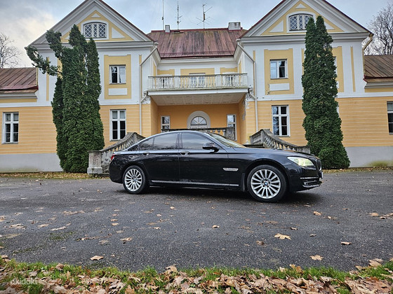 BMW 730 (F 01) xdrive 2015a