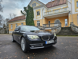 BMW 730 (F 01) xdrive 2015a (2 фото из 9)
