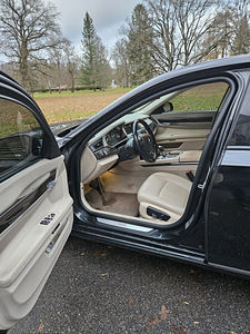 BMW 730 (F 01) xdrive 2015a (4 фото из 9)
