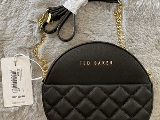 Uus must Ted Bakeri kott