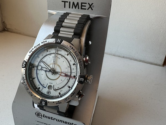 Наручные часы Timex