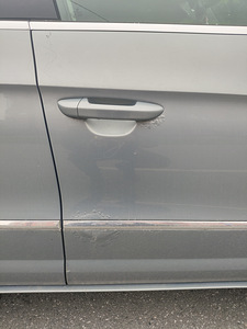 VW Passat CC 2.0 (5 фото из 5)
