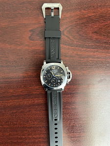 PANERAI (4 фото из 8)