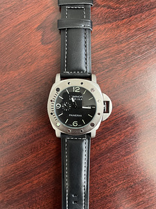 PANERAI LUMINOR (3 фото из 6)
