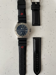PANERAI LUMINOR (2 фото из 6)