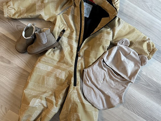 Reima k/s kombe suurus 80 lisadega .