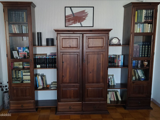 Комплект мебели из массива дерева