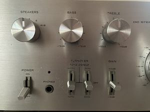 Kenwood KA-8100 (9 фото из 10)