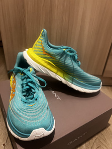 New SALOMON / HOKA (6 foto / 9)