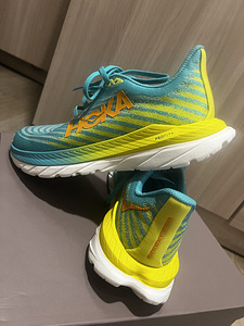 New SALOMON / HOKA (9 foto / 9)