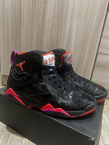 Jordan /Puma (1 foto / 9)