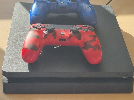 PS4