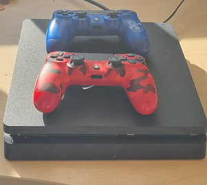 PS4 (1 фото из 3)
