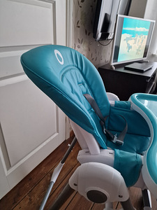 Продам столик для кормления loinelo (3 фото из 8)