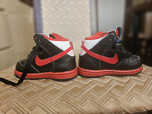 Кроссовки Nike(унисекс) размер 20 (2 фото из 4)