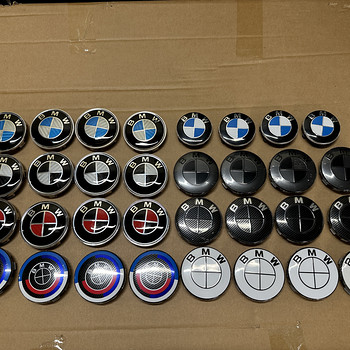 Колпачки на диски BMW
