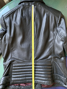 Uus naiste nahk biker-jakk RESERVED s42 (8 foto / 10)