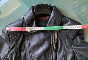 Uus naiste nahk biker-jakk RESERVED s42 (9 foto / 10)