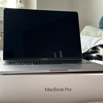 MacBook Pro 13" M1