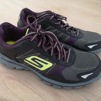 Sketchers tossud, s. 38.5
