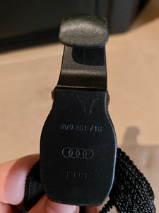 Багажная сетка Audi Q5 черная 80A8618699B9 (8V0861716) (2 фото из 3)