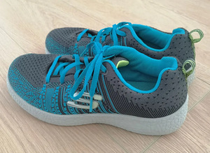 Skechers tossud, s. 38 (1 foto / 5)