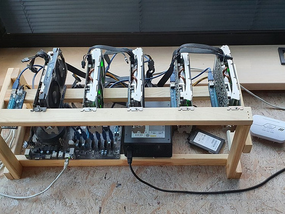 Krüpto kaevur, mining rig, 5 kaarti, 125 MH/s