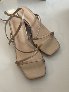 High heel sandals SHEIN (1 foto / 2)