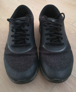 Женские кроссовки Nike, s. 38 (2 фото из 5)