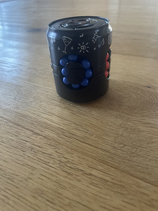 SODA CAN TOY (1 foto / 4)