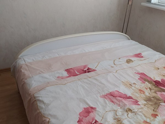 Продаю б/у кровать