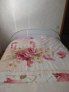 Продаю б/у кровать (2 фото из 2)