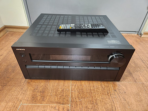 Onkyo TX-NR809 7.2 Audio Video Receiver 4K,USB,LAN (2 foto / 4)