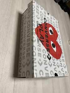 Converse x Comme des Garçons PLAY Chuck 70 (3 фото из 3)