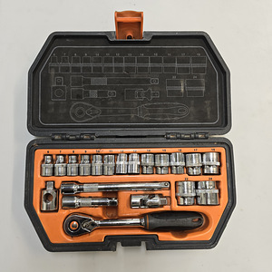 Набор ключей Neo Tools 24 частей + чемодан (2 фото из 5)
