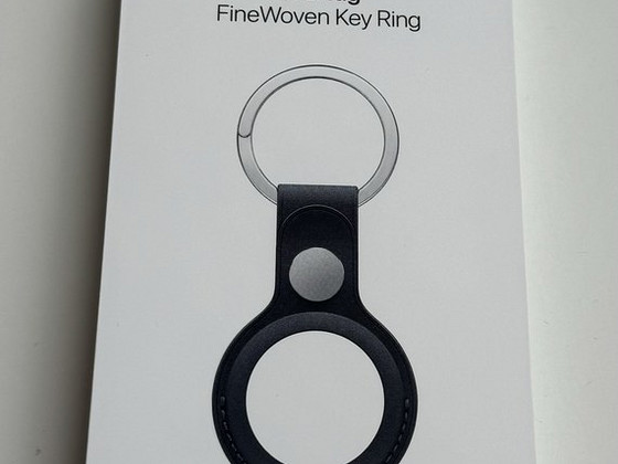 Apple AirTag FineWoven Key Ring , Black
