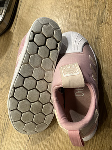 Кроссовки Adidas для детей no 30 на продажу (2 фото из 5)