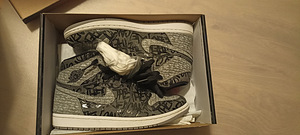 Air Jordan 1 Retro High OG (1 фото из 1)